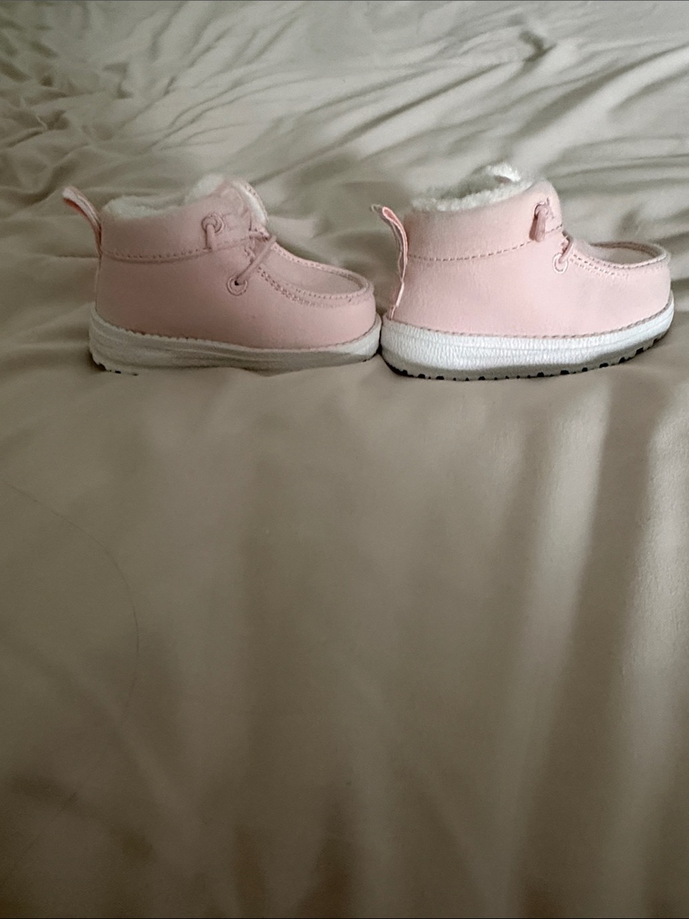 HeyDude LILDUDE Cozy Light Pink Bootie - Picture 8 of 8